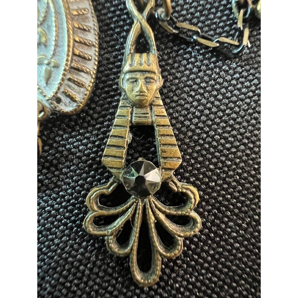 Vintage Egyptian Revival Necklace Pharaoh Pendant Brass Tone Art Deco Figural - Picture 9 of 16